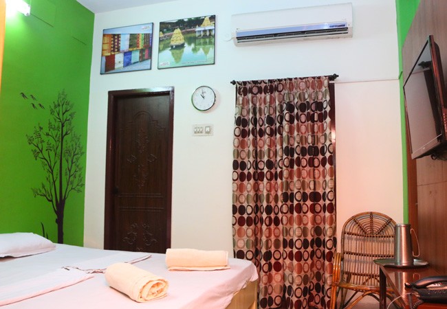 elements hostel guesthouse chennai twin room mamallapuram